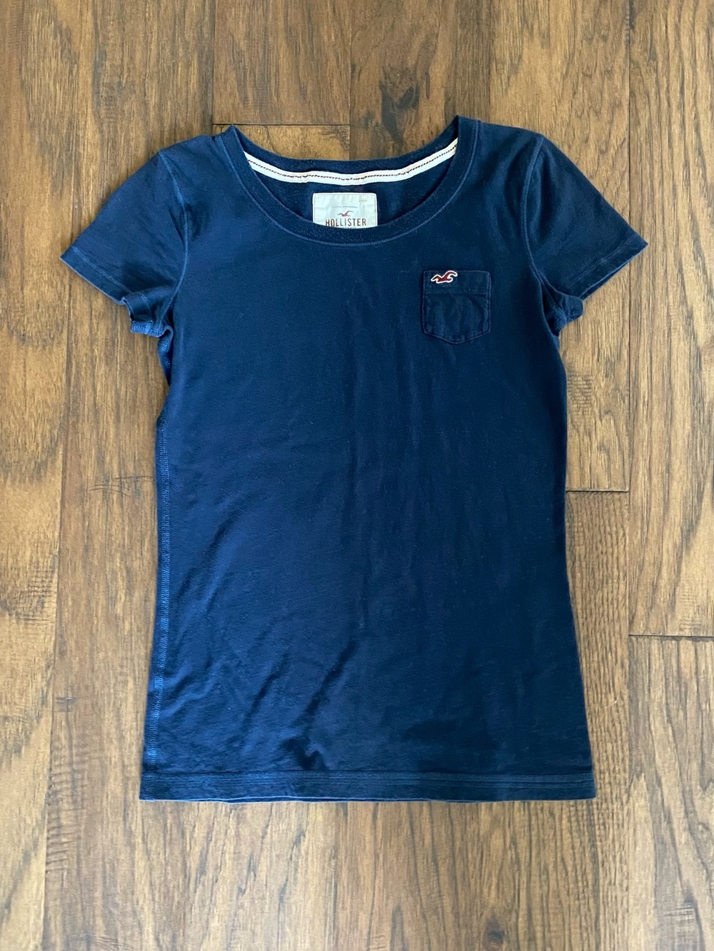 2010s Hollister Fitted Tee